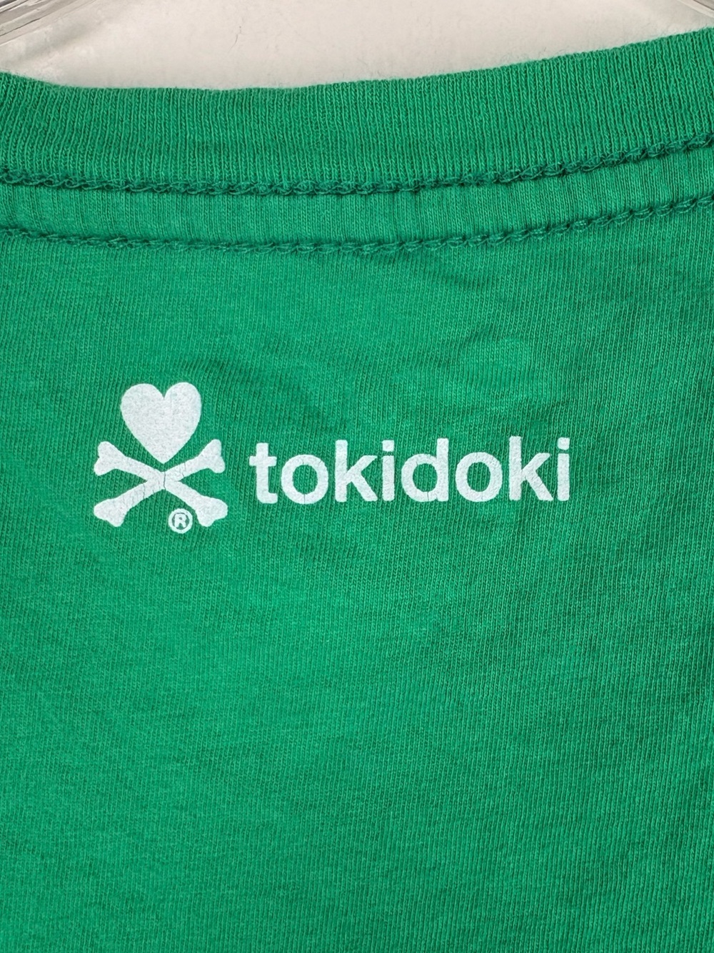 Tokidoki Donutella Floral Crew Neck Cropped Short Sleeve Tee in Green/White - Picture 6 of 9